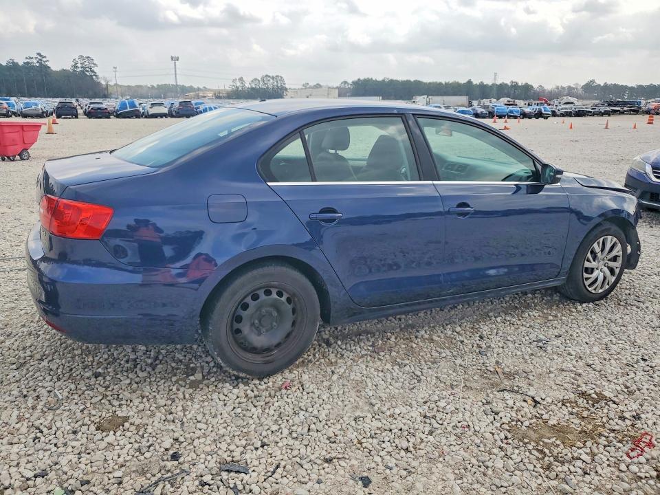 78320985 :رقم المزاد ، 3VWDP7AJ1DM414238 vin ، 2013 Volkswagen Jetta مزاد بيع