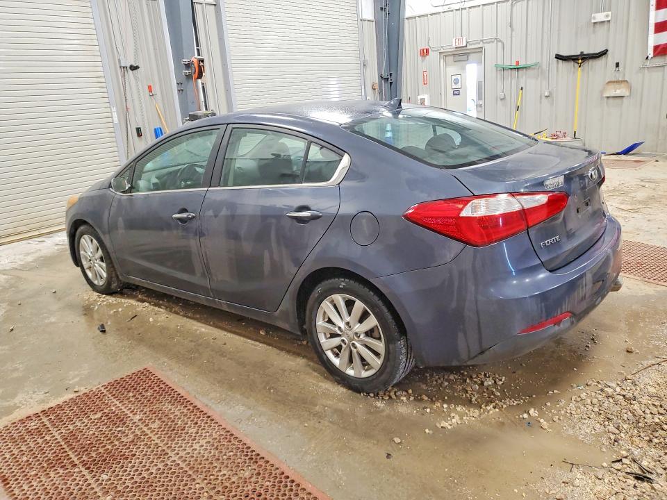 78107005 :رقم المزاد ، KNAFX4A88F5385494 vin ، 2015 Kia Forte Ex 4d Sedan مزاد بيع