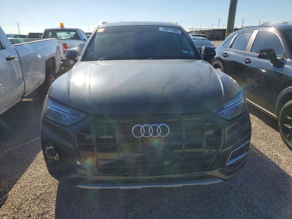 76017495 :رقم المزاد ، WA1BAAFY4M2010205 vin ، 2021 Audi Q5 Premium مزاد بيع