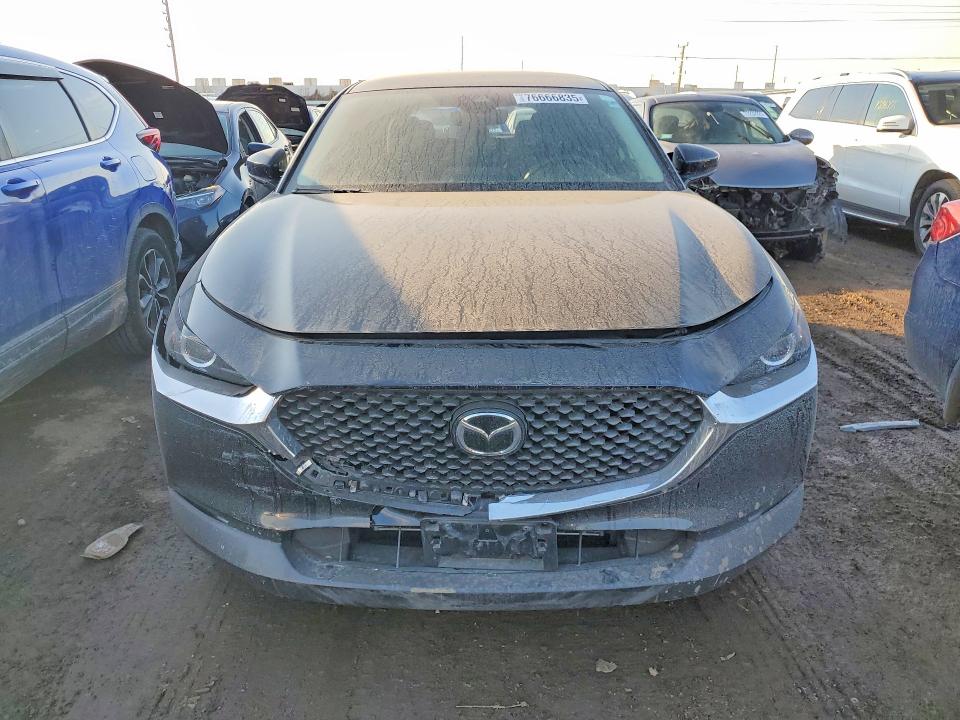 76666835 :رقم المزاد ، 3MVDMAAL6MM233001 vin ، 2021 Mazda Cx-30 مزاد بيع