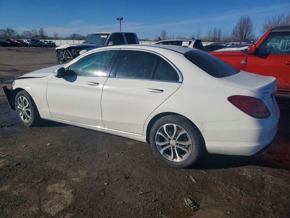 2015 Mercedes-benz C მანქანა იყიდება აუქციონზე, vin: 55SWF4KB3FU024946, აუქციონის ნომერი: 76207615