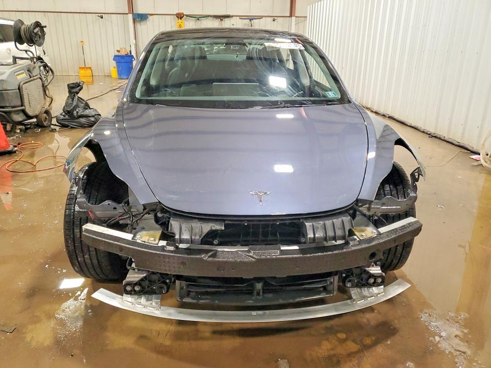 Продажа на аукционе авто 2023 Tesla Model 3, vin: 5YJ3E1EA9PF569639, номер лота: 75978905