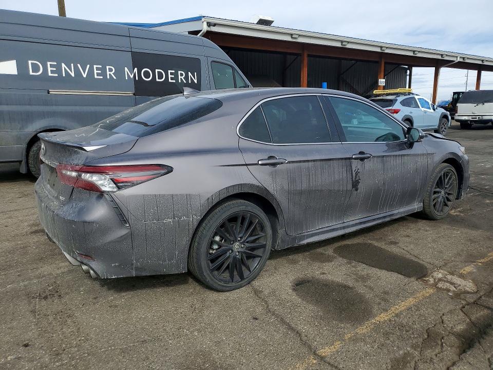 Продажа на аукционе авто 2022 Toyota Camry, vin: 4T1K61AKXNU052549, номер лота: 77238765