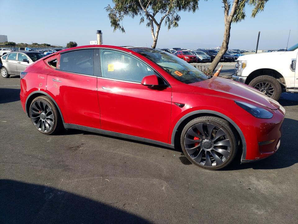 75794785 :رقم المزاد ، 7SAYGDEF5NF486819 vin ، 2022 Tesla Model Y مزاد بيع