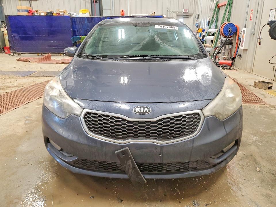 78107005 :رقم المزاد ، KNAFX4A88F5385494 vin ، 2015 Kia Forte Ex 4d Sedan مزاد بيع