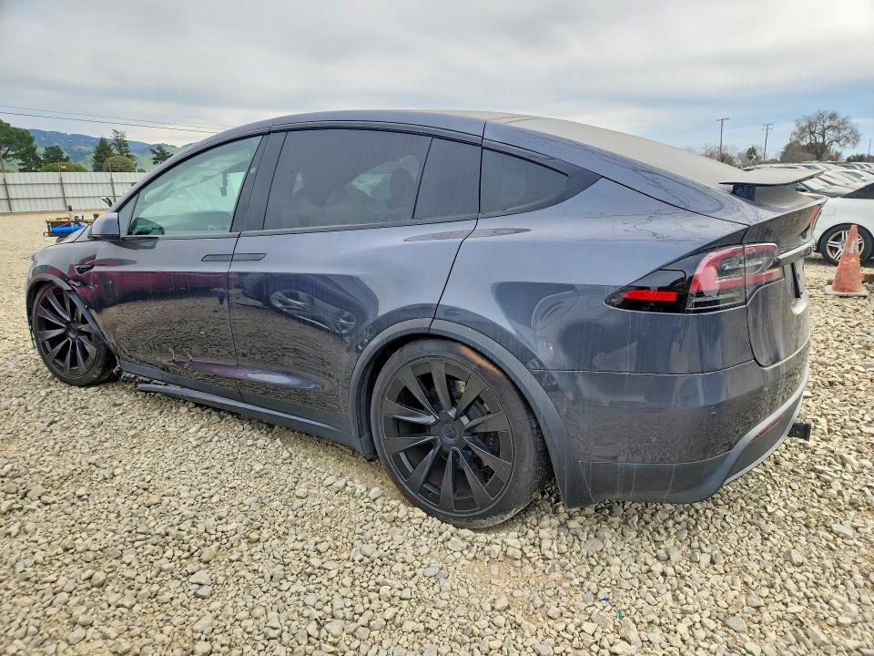 2022 Tesla Model X მანქანა იყიდება აუქციონზე, vin: 7SAXCBE60NF362243, აუქციონის ნომერი: 76134365