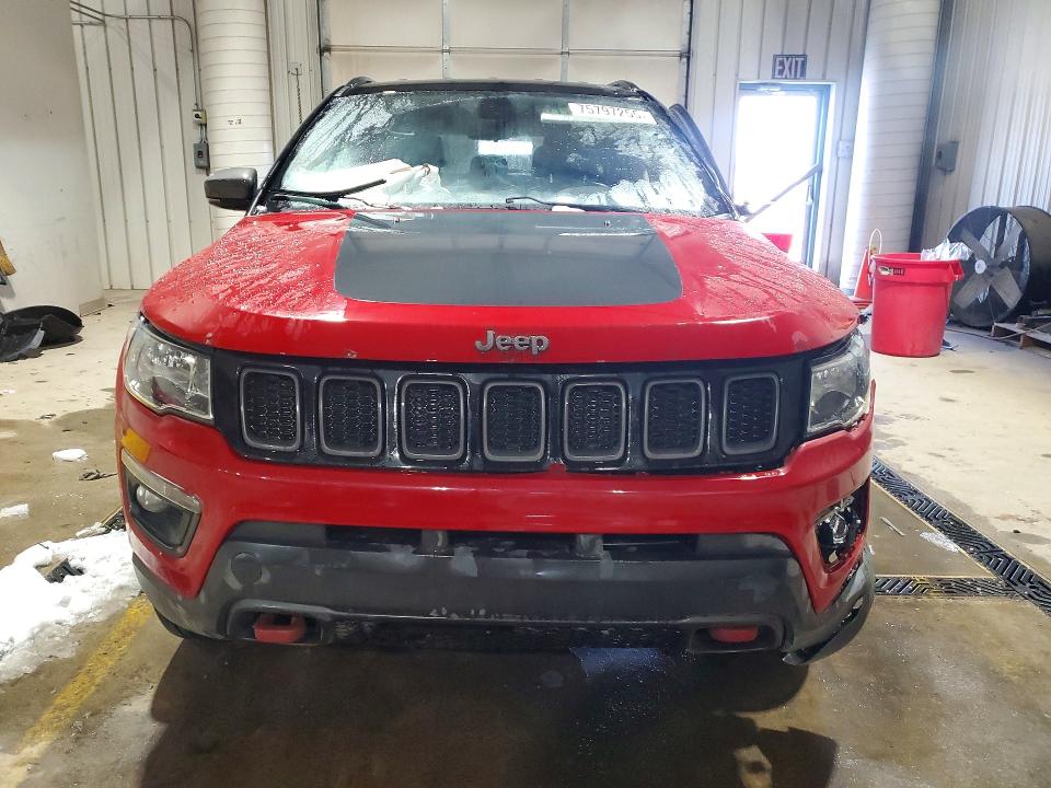 75797255 :رقم المزاد ، 3C4NJDDB3LT195721 vin ، 2020 Jeep Compass مزاد بيع