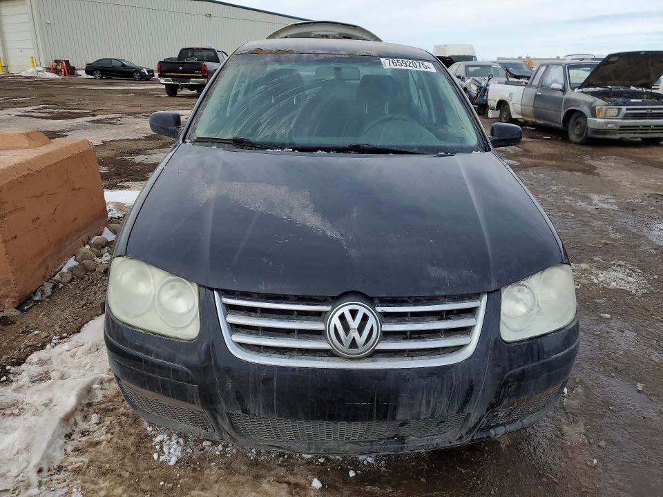 76592075 :رقم المزاد ، 3VWTK49M28M672295 vin ، 2008 Volkswagen City Jetta مزاد بيع