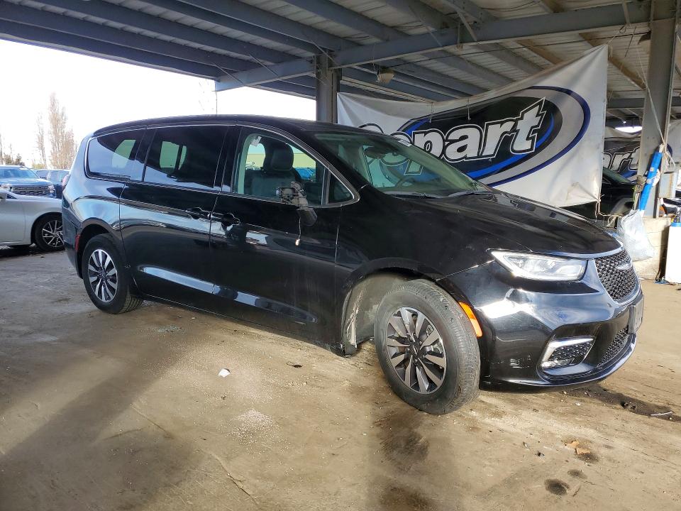 2024 Chrysler Pacifica მანქანა იყიდება აუქციონზე, vin: 2C4RC1S79RR130831, აუქციონის ნომერი: 78612255