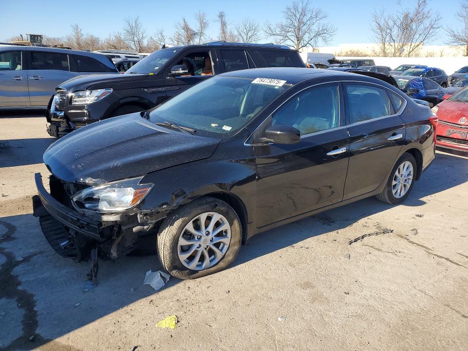 2018 Nissan Sentra მანქანა იყიდება აუქციონზე, vin: 3N1AB7AP8JY326559, აუქციონის ნომერი: 78473075