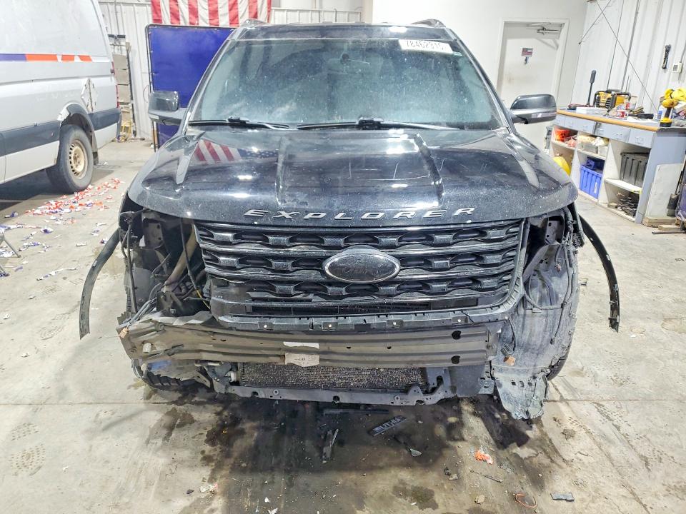 Продажа на аукционе авто 2017 Ford Explorer, vin: 1FM5K8GT0HGB00242, номер лота: 78462315