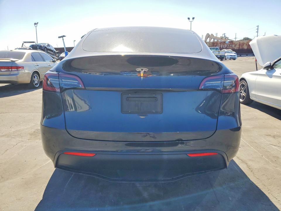 Продажа на аукционе авто 2024 Tesla Model Y, vin: 7SAYGDED4RF041623, номер лота: 76159825