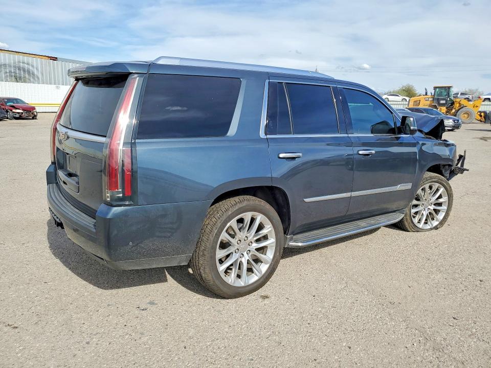 77017905 :رقم المزاد ، 1GYS4BKJ4LR147558 vin ، 2020 Cadillac Escalade مزاد بيع