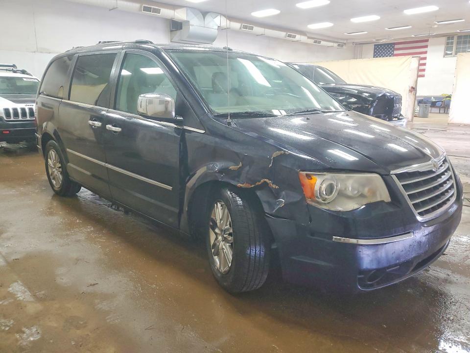 78452035 :رقم المزاد ، 2A4RR7DX0AR381055 vin ، 2010 Chrysler Town & Country مزاد بيع