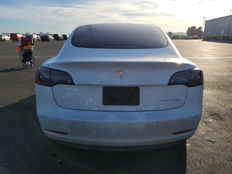 2021 Tesla Model 3 მანქანა იყიდება აუქციონზე, vin: 5YJ3E1EB7MF927535, აუქციონის ნომერი: 79186415
