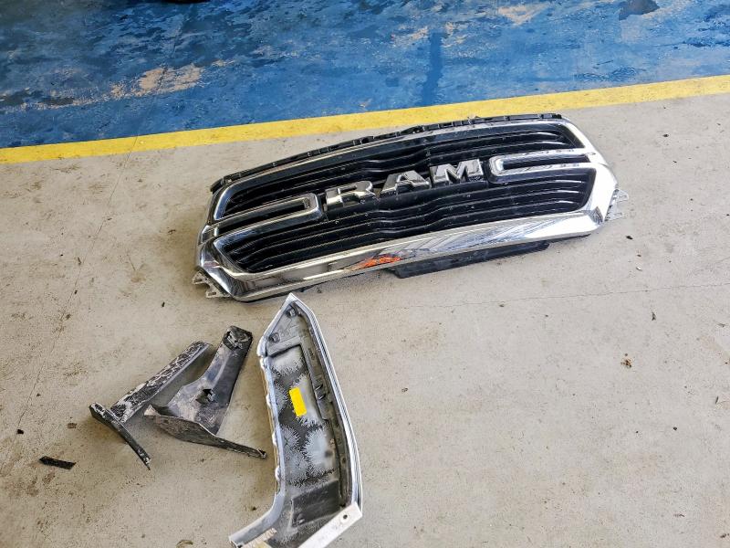 Продажа на аукционе авто 2019 Ram 1500, vin: 1C6RRFFG5KN818874, номер лота: 76158165