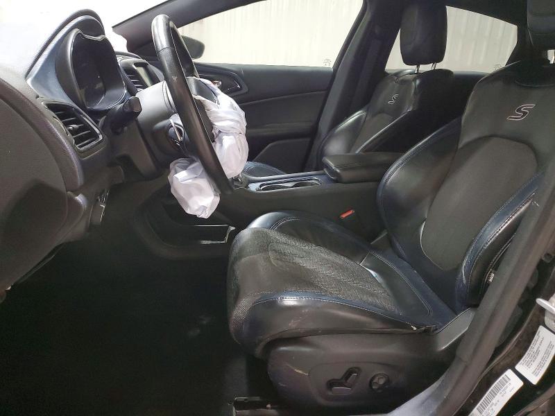 75961905 :رقم المزاد ، 1C3CCCBG2FN582683 vin ، 2015 Chrysler 200 مزاد بيع