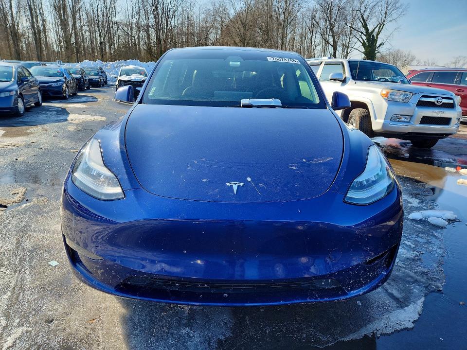 Продажа на аукционе авто 2021 Tesla Model Y, vin: 5YJYGDEE3MF069895, номер лота: 75678745