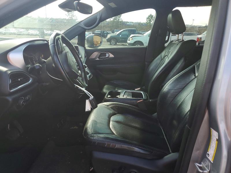 77709485 :رقم المزاد ، 2C4RC1EGXJR338345 vin ، 2018 Chrysler Pacifica مزاد بيع