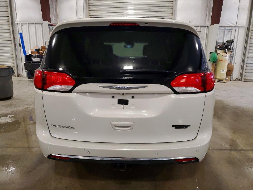 77671305 :رقم المزاد ، 2C4RC1EG4HR788518 vin ، 2017 Chrysler Pacifica مزاد بيع