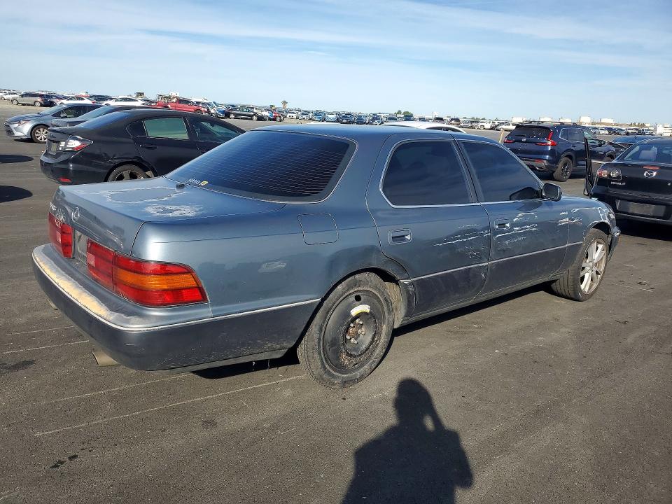 Продажа на аукционе авто 1992 Lexus Ls, vin: JT8UF11E5N0100276, номер лота: 76288645