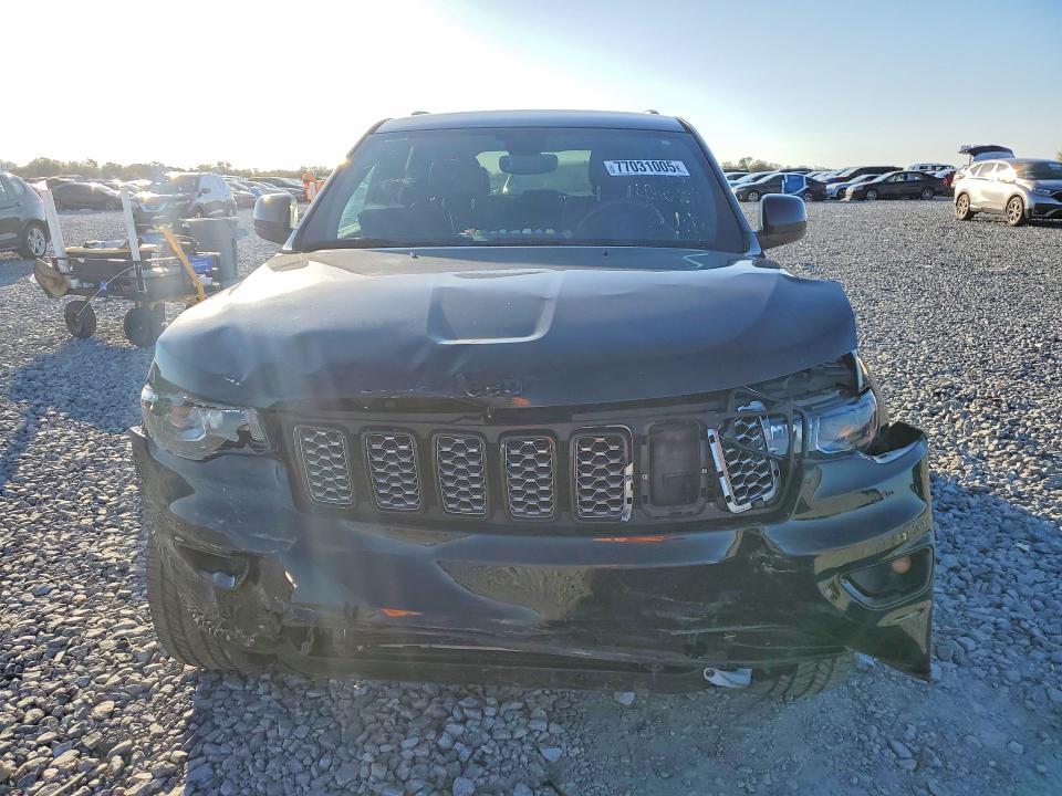 Продаж на аукціоні авто 2018 Jeep Grand Cherokee, vin: 1C4RJFAG1JC189129, номер лоту: 77031005
