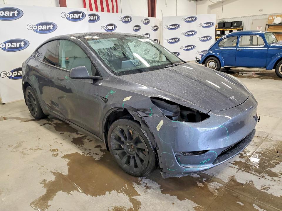 78999925 :رقم المزاد ، 7SAYGDEE7NA014464 vin ، 2022 Tesla Model Y مزاد بيع