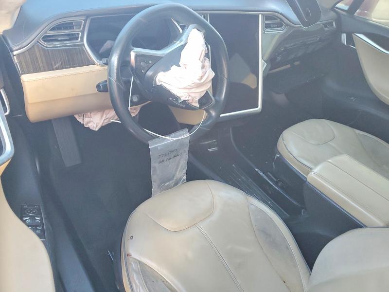 2013 Tesla Model S მანქანა იყიდება აუქციონზე, vin: 5YJSA1DP1DFP13077, აუქციონის ნომერი: 77237415