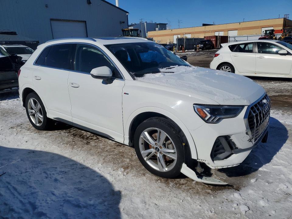 78292825 :رقم المزاد ، WA1EECF35M1132207 vin ، 2021 Audi Q3 مزاد بيع