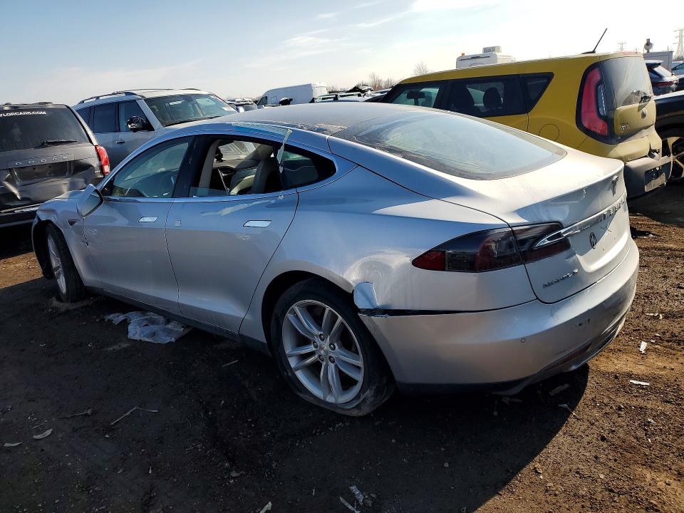 Продажа на аукционе авто 2014 Tesla Model S, vin: 5YJSA1S19EFP36445, номер лота: 77226265