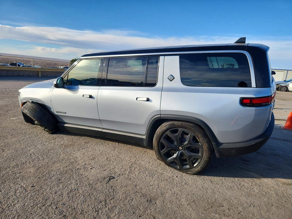 75835515 :رقم المزاد ، 7PDSGBBA1SN064469 vin ، 2025 Rivian R1s مزاد بيع