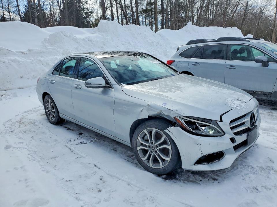 2018 Mercedes-benz C მანქანა იყიდება აუქციონზე, vin: 55SWF4KB5JU266646, აუქციონის ნომერი: 76405535
