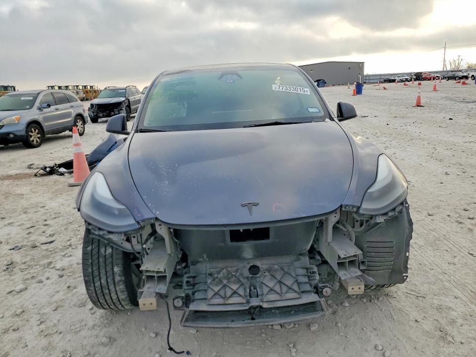 77333015 :رقم المزاد ، 7SAYGDEDXPF950088 vin ، 2023 Tesla Model Y مزاد بيع