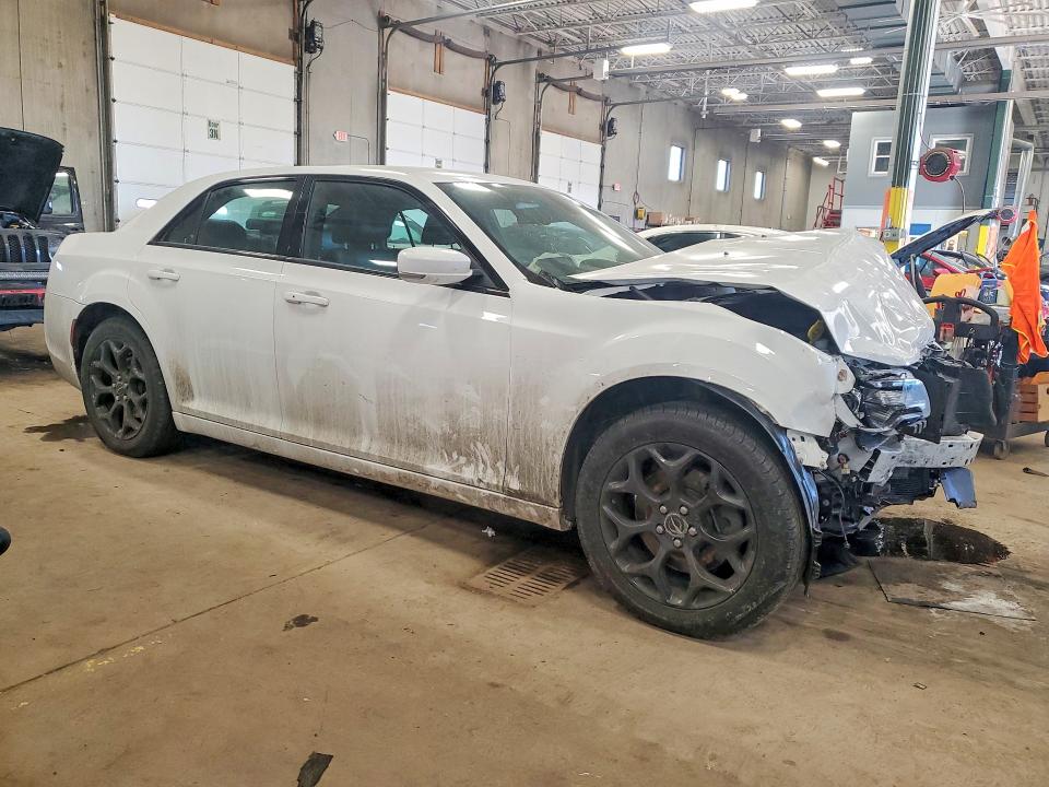 2019 Chrysler 300 მანქანა იყიდება აუქციონზე, vin: 2C3CCAGG7KH619811, აუქციონის ნომერი: 78162825