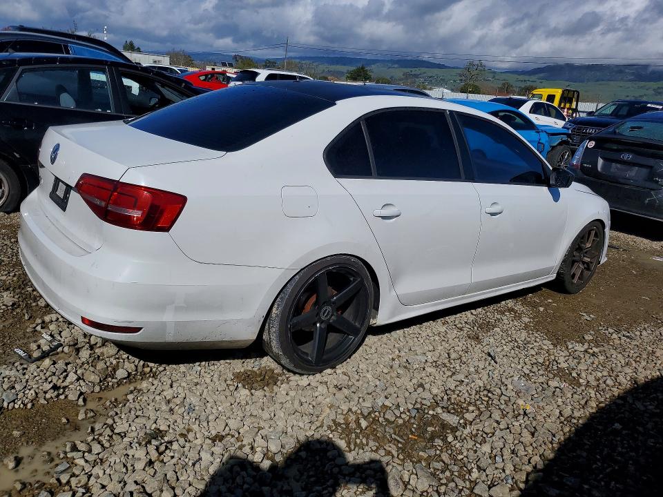 2015 Volkswagen Jetta მანქანა იყიდება აუქციონზე, vin: 3VW2K7AJ4FM328138, აუქციონის ნომერი: 78362305