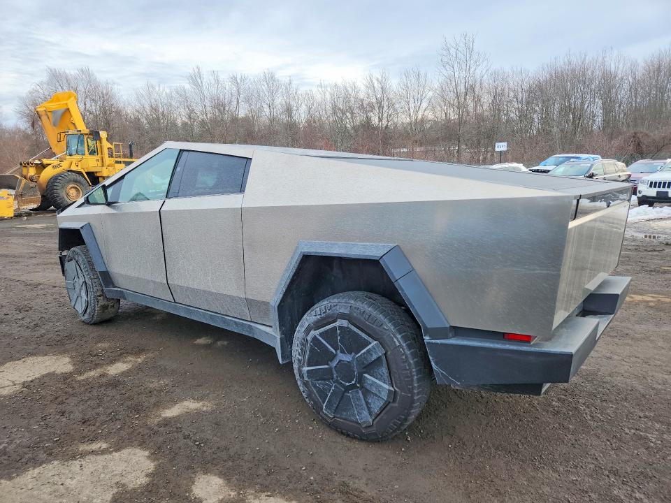 79460355 :رقم المزاد ، 7G2CEHEE3RA000245 vin ، 2024 Tesla Cybertruck مزاد بيع