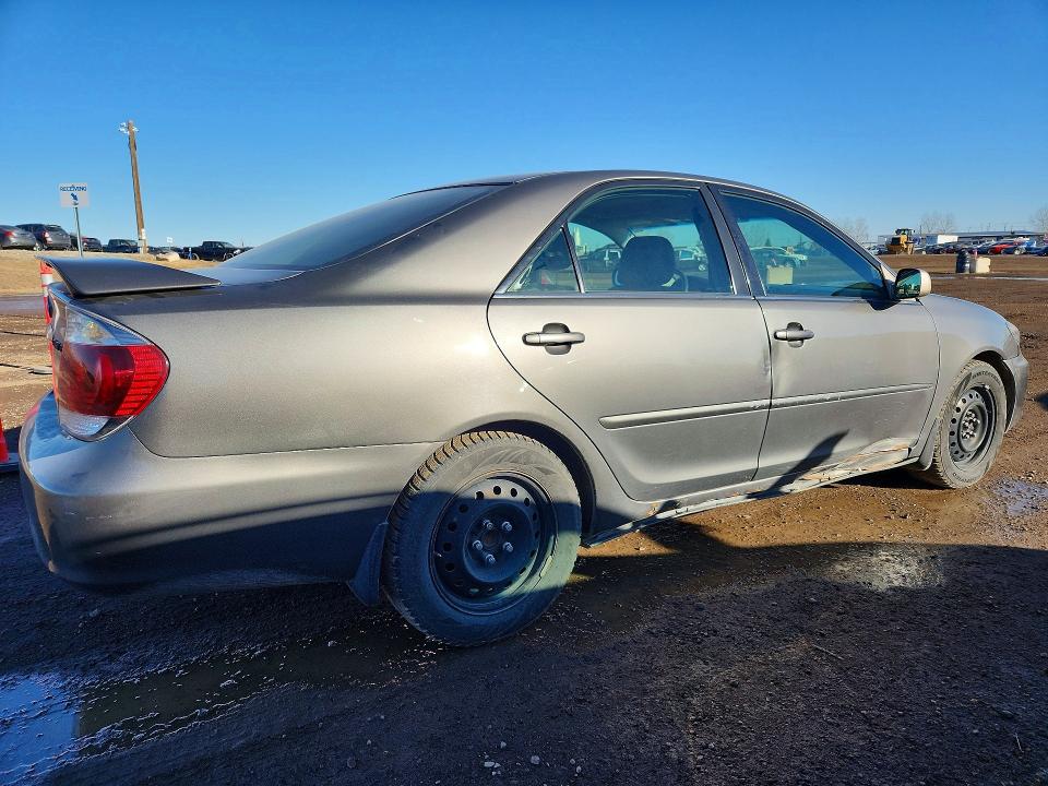 Продажа на аукционе авто 2005 Toyota Camry Le, vin: 4T1BE32K65U602813, номер лота: 76362405