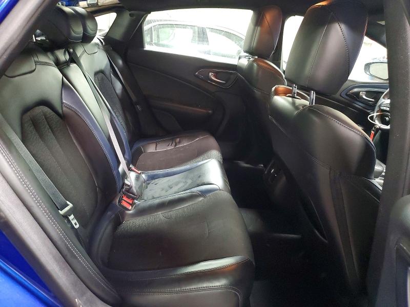 79036555 :رقم المزاد ، 1C3CCCDG9FN523580 vin ، 2015 Chrysler 200 مزاد بيع