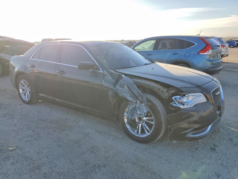 2019 Chrysler 300 მანქანა იყიდება აუქციონზე, vin: 2C3CCAAGXKH619732, აუქციონის ნომერი: 75703795