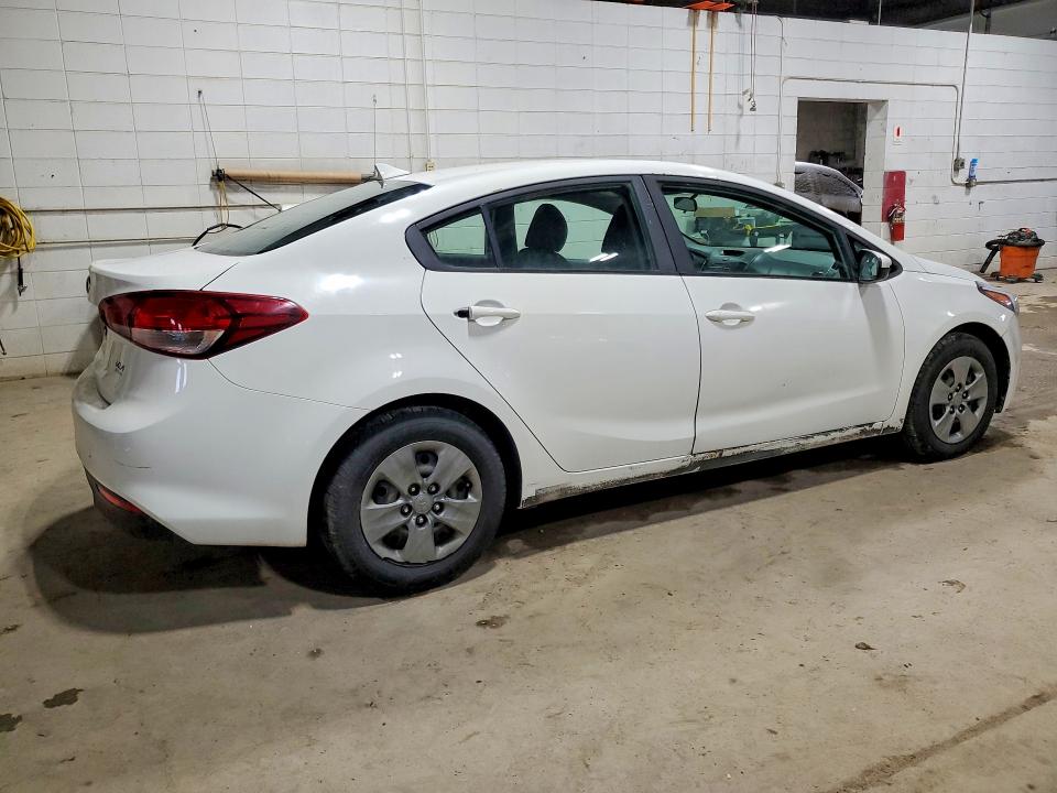 Продажа на аукционе авто 2018 Kia Forte, vin: 3KPFK4A72JE245186, номер лота: 78383395