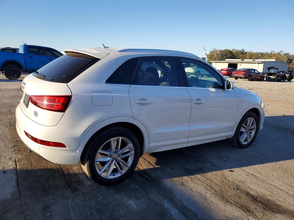 75280175 :رقم المزاد ، WA1JCCFS9JR000849 vin ، 2018 Audi Q3 مزاد بيع