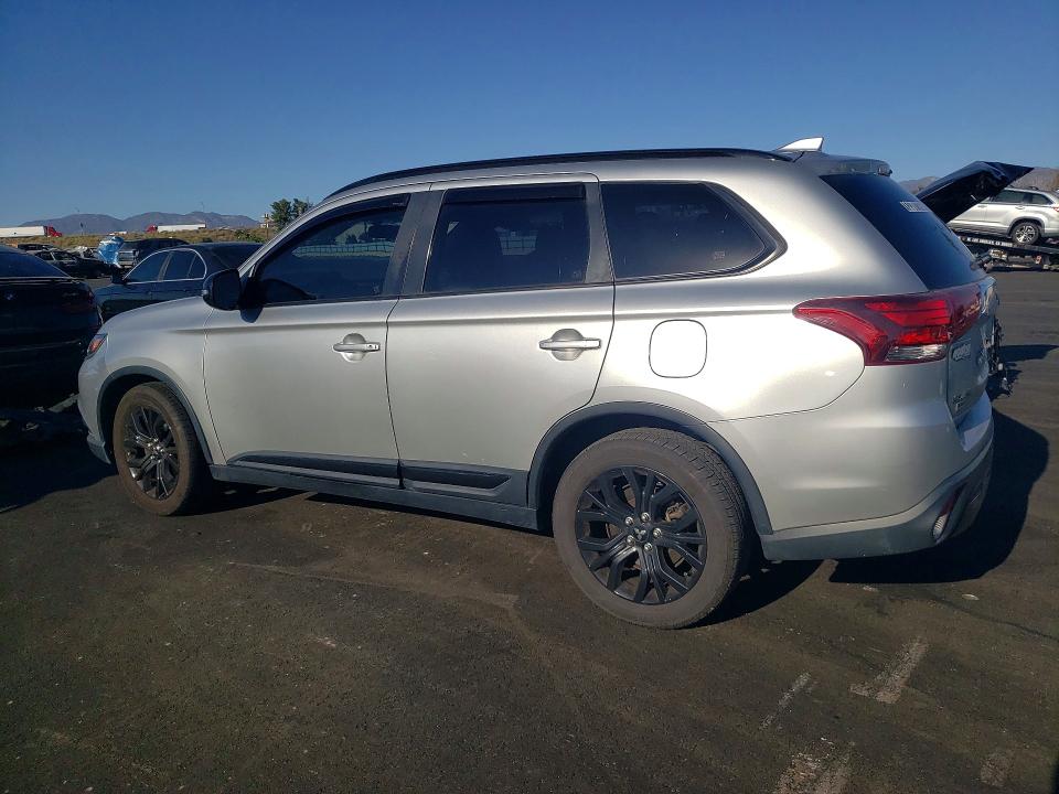 Продаж на аукціоні авто 2019 Mitsubishi Outlander, vin: JA4AZ3A3XKZ055357, номер лоту: 76217325