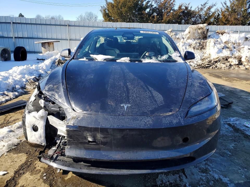 Продаж на аукціоні авто 2025 Tesla Model 3, vin: 5YJ3E1EA5SF035823, номер лоту: 75651925