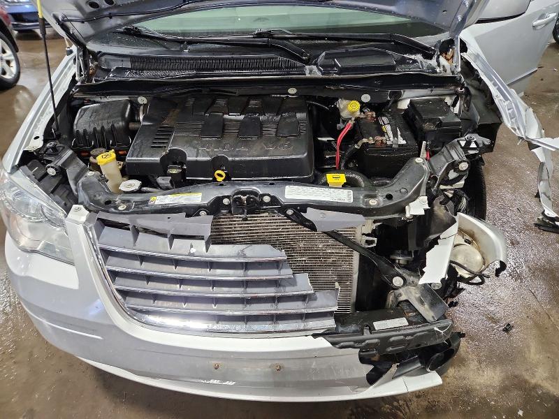 75570785 :رقم المزاد ، 2A8HR54X59R601025 vin ، 2009 Chrysler Town & Country مزاد بيع
