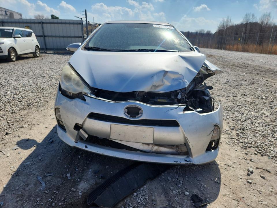 79306885 :رقم المزاد ، JTDKDTB30C1000326 vin ، 2012 Toyota Prius C مزاد بيع