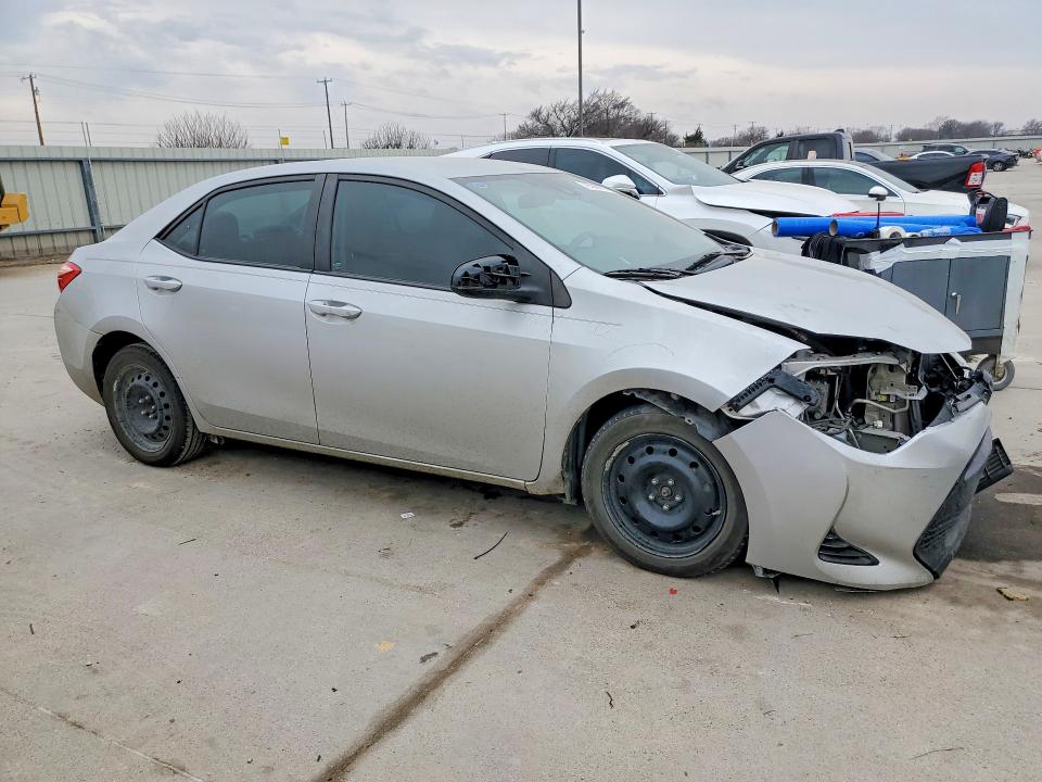 2017 Toyota Corolla მანქანა იყიდება აუქციონზე, vin: 5YFBURHE3HP669401, აუქციონის ნომერი: 76599975