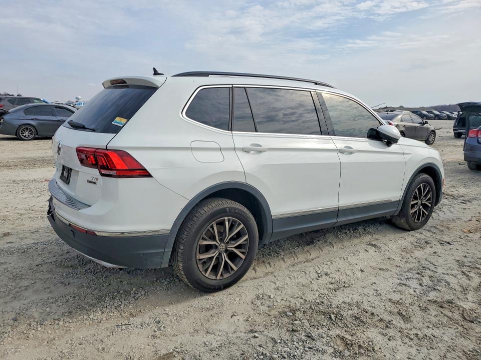 Aukcja sprzedaży 2018 Volkswagen Tiguan, vin: 3VV2B7AXXJM204926, numer aukcji: 76325905
