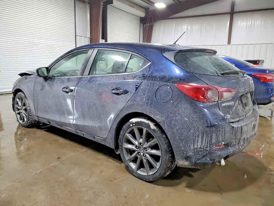 75318085 :رقم المزاد ، 3MZBN1L3XJM274663 vin ، 2018 Mazda 3 مزاد بيع