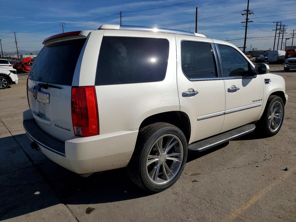 2009 Cadillac Escalade მანქანა იყიდება აუქციონზე, vin: 1GYFK232X9R285662, აუქციონის ნომერი: 77239975