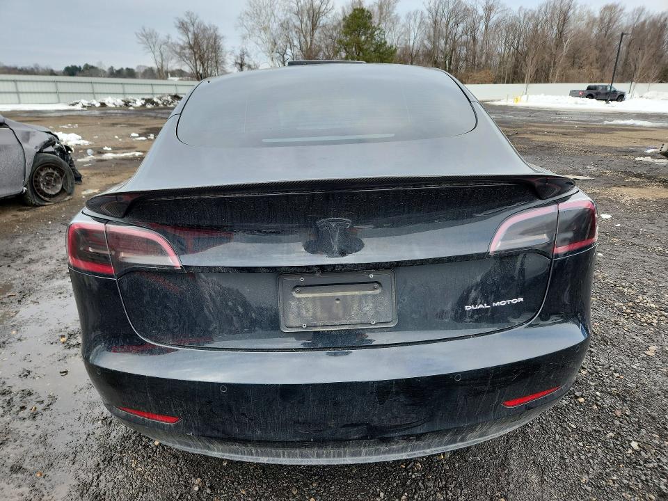 73690005 :رقم المزاد ، 5YJ3E1EB6NF176753 vin ، 2022 Tesla Model 3 مزاد بيع